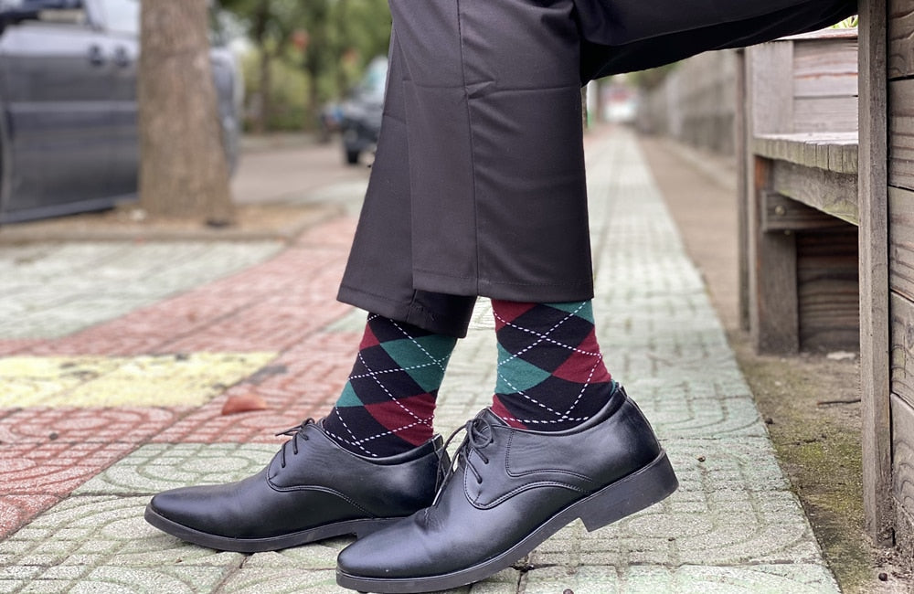 Soft and Breathable High Quality Cotton Classic Argyle Pattern Plus Size Mens Dress Socks