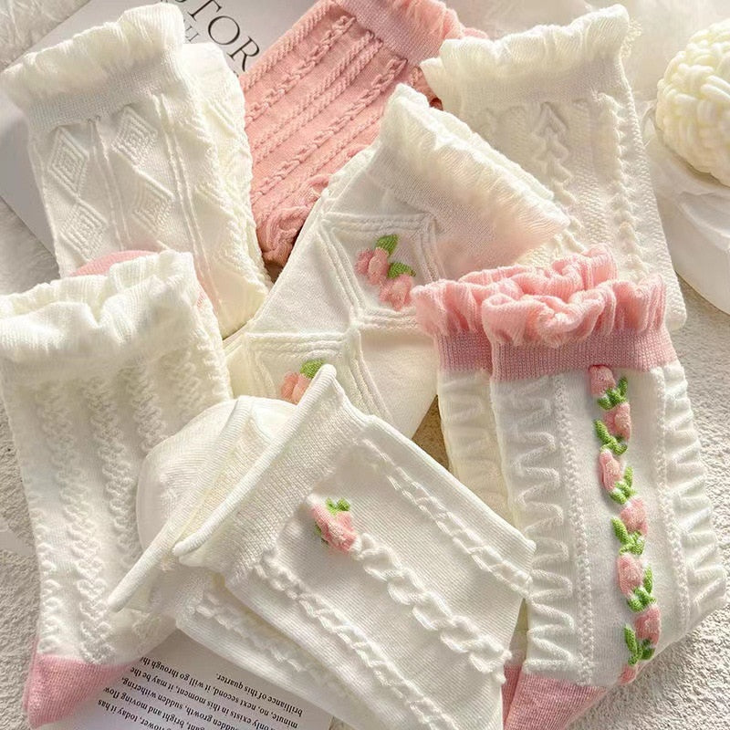 Women's Lace & Floral Socks, bundle of five