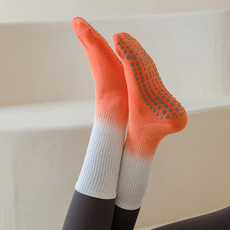 Women's Gradient Ramp Non-Slip Breathable Cotton Socks