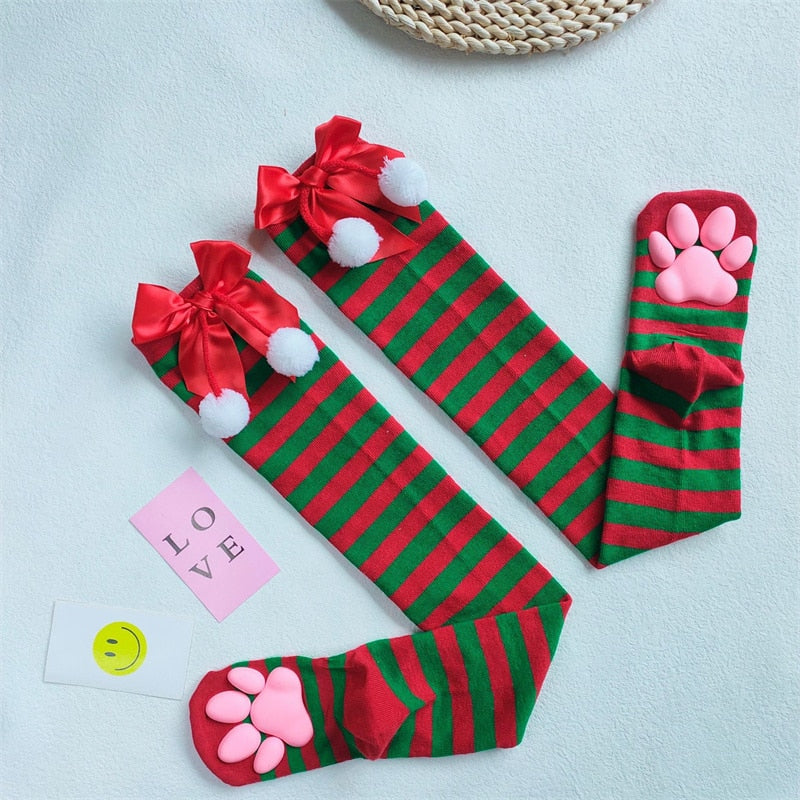 Woman's Paw Print Socks