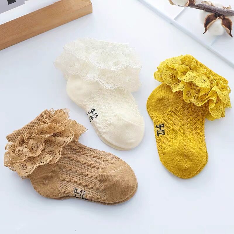 Lace & Ruffled Socks for the Baby Girl's