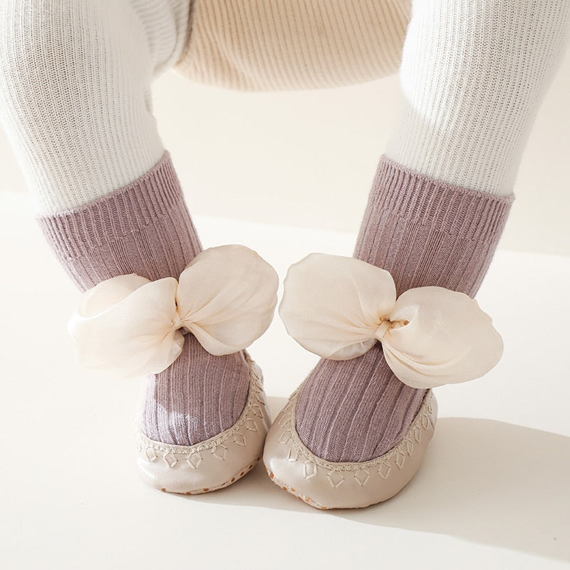 Non Slip Puffy Bow Socks