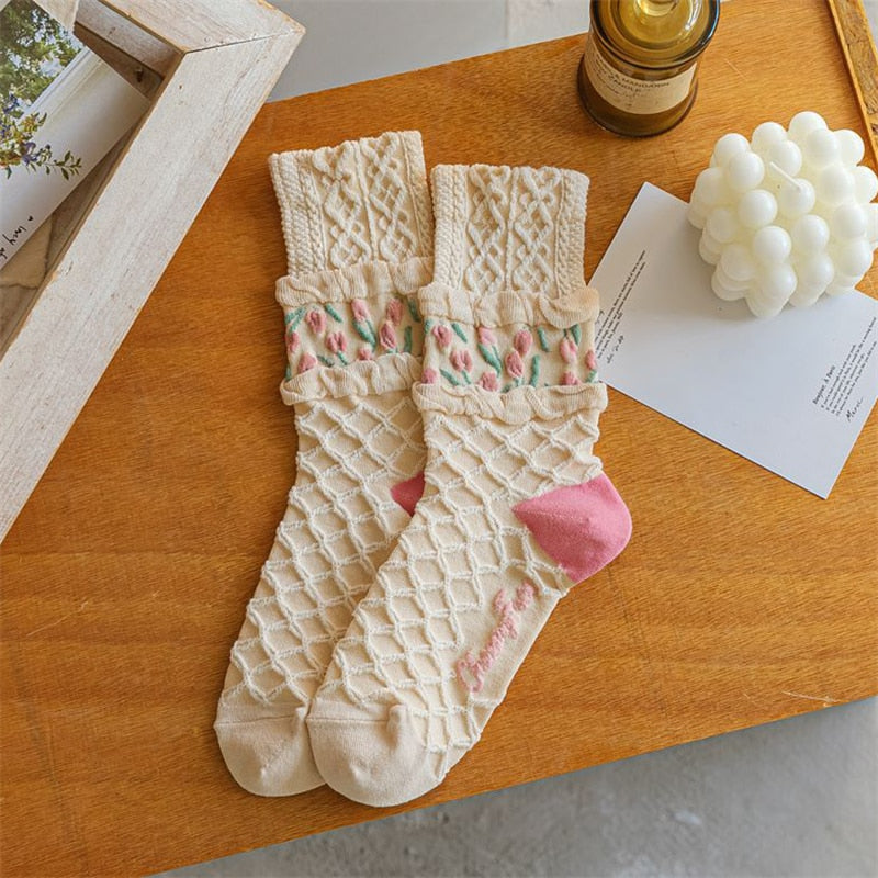 Ruffled Knit Floral Bobby Socks